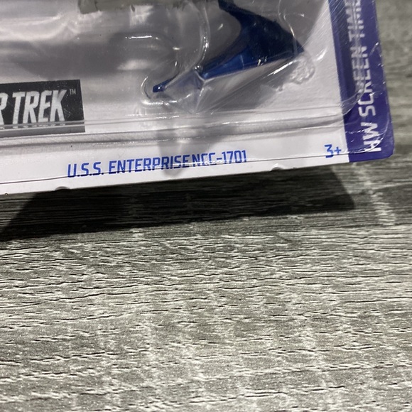 Hot Wheels | Screen Time #5 of 10: Star Trek U.S.S. Enterprise NCC-1701 - Picture 9 of 9